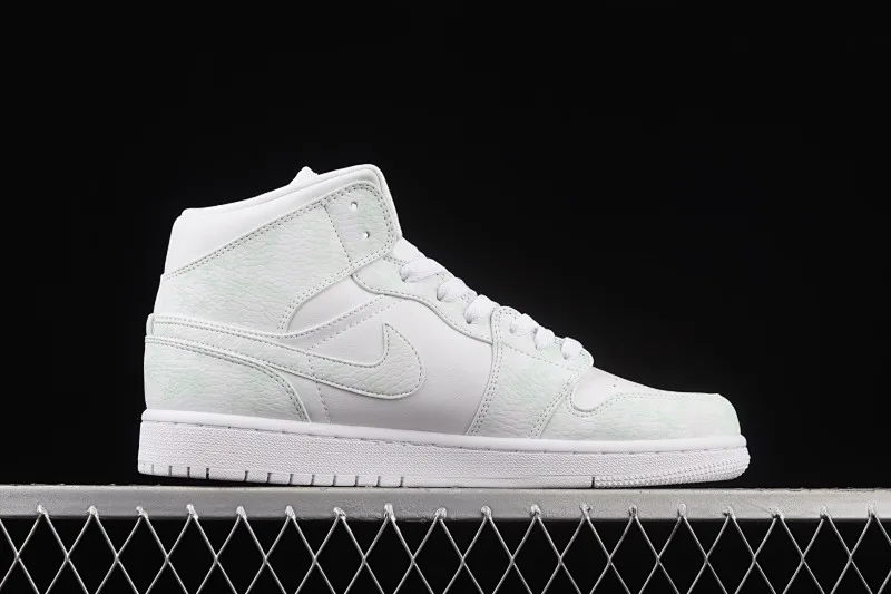 All Categories Air Jordan Jordan Series Basketball Shoes Air Jordan 1 Mid Air Jordan 1 Mid AJ1 Joe 1 Starry Sky Thermal Sensing China Basketball Shoes 554725-130
